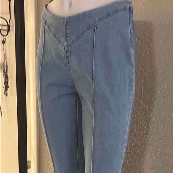 Chic Blue Flare Pants with High-Waist Design - Picture 2 of 11